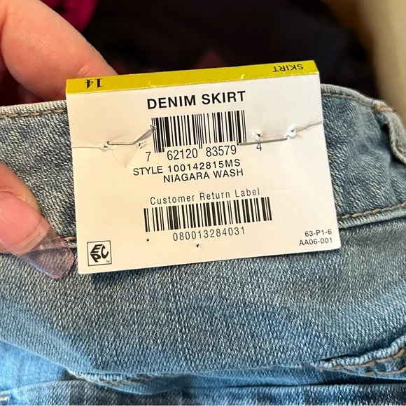 NWT Charter Club Sz 14 Women’s Niagara Wash Light Denim Jean Mini Skirt Ret $49! - Picture 5 of 8
